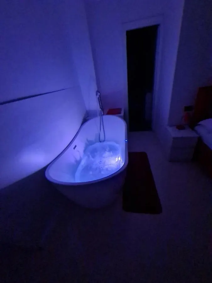 Varazze Suite Sauna E Hammam Guest house